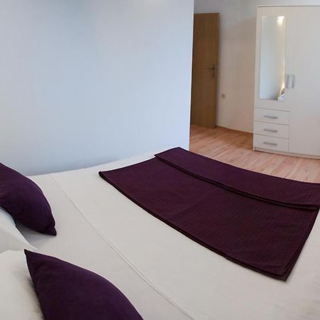 Room Placeforyou دوبروفينك المظهر الخارجي الصورة
